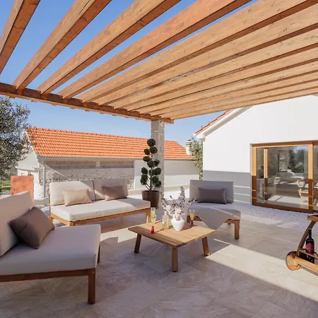 Villa House Terra *