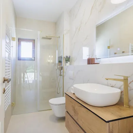 House Terra * Dograde