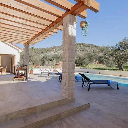 House Terra Villa *