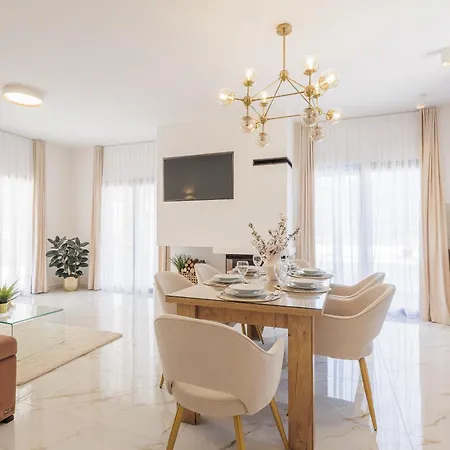 House Terra Dograde